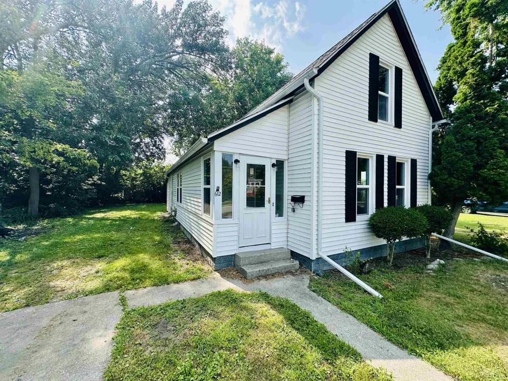 612 Webster Street Bay City City, MI 48708