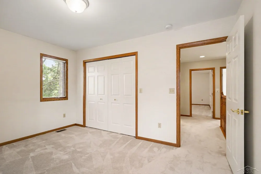 8 Thornapple Court Saginaw Charter Township, MI 48603