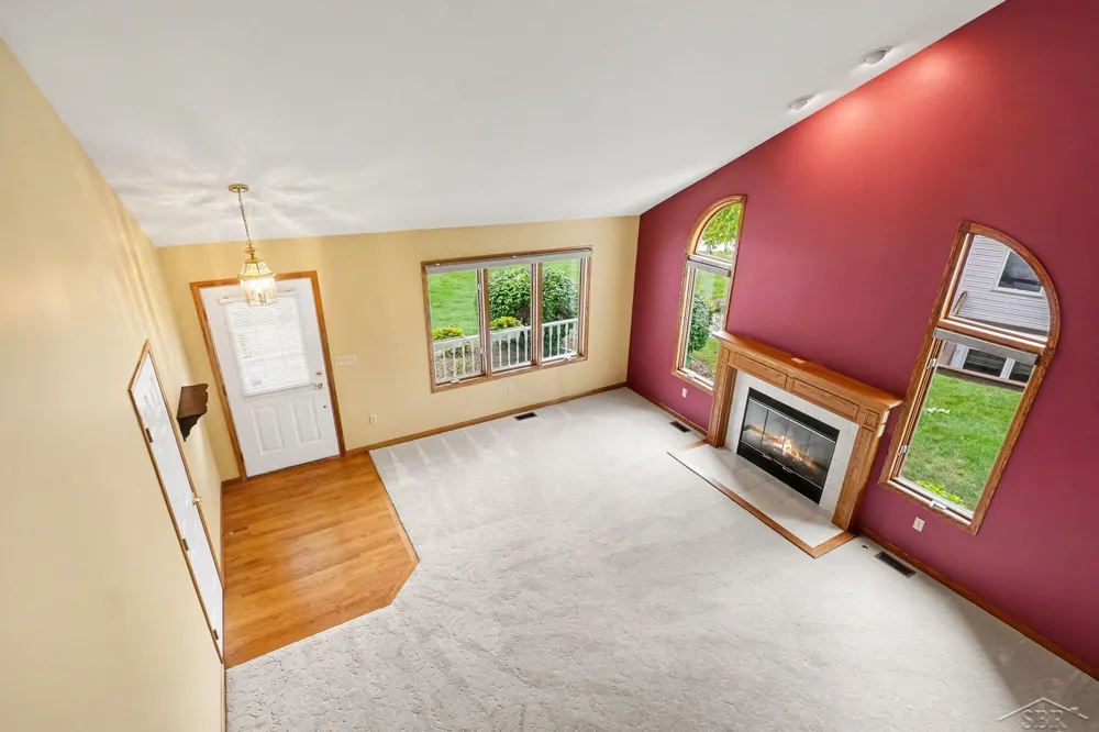 8 Thornapple Court Saginaw Charter Township, MI 48603