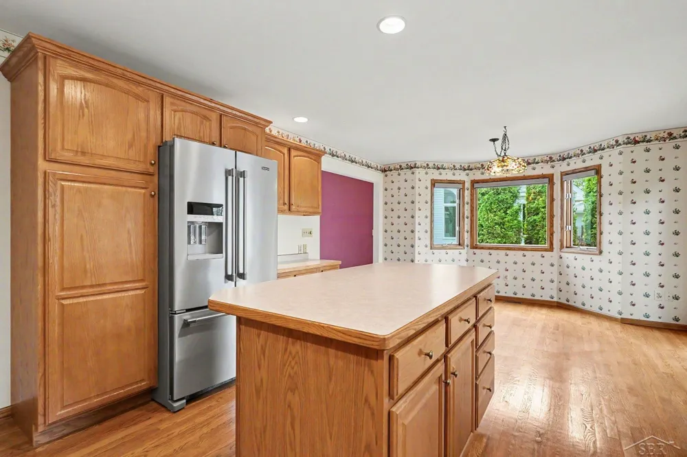 8 Thornapple Court Saginaw Charter Township, MI 48603