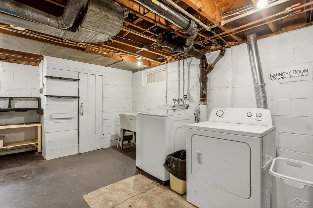 4518 Jefferson Avenue Midland City, MI 48640