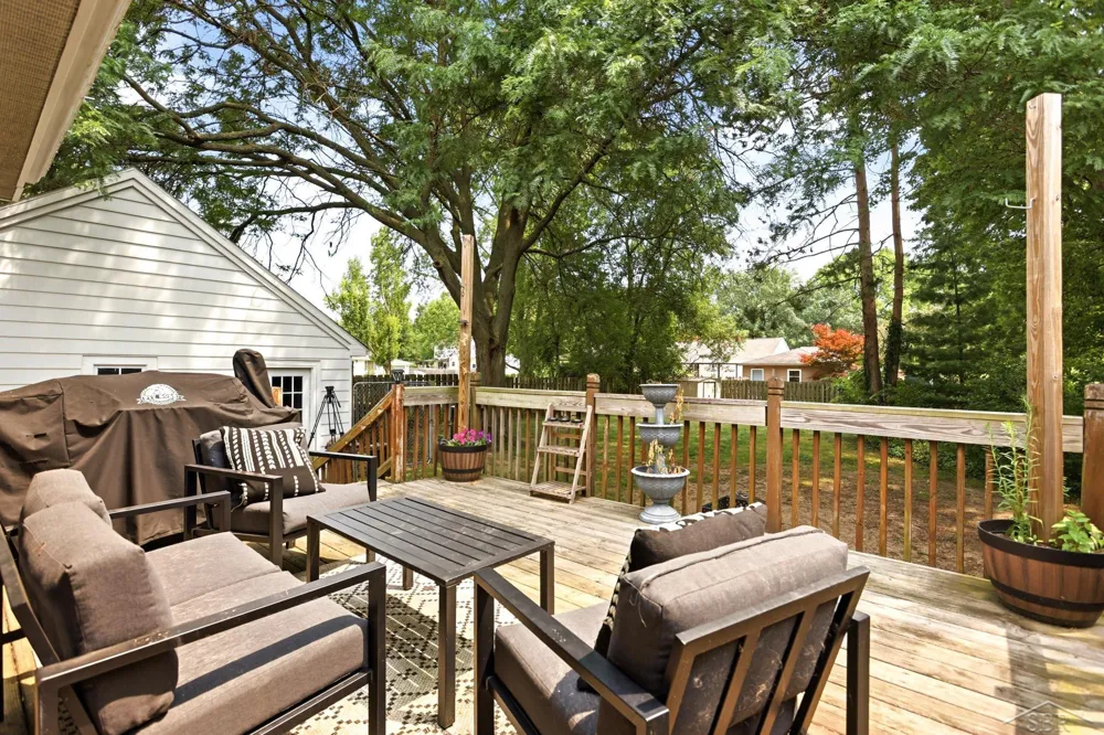 4518 Jefferson Avenue Midland City, MI 48640