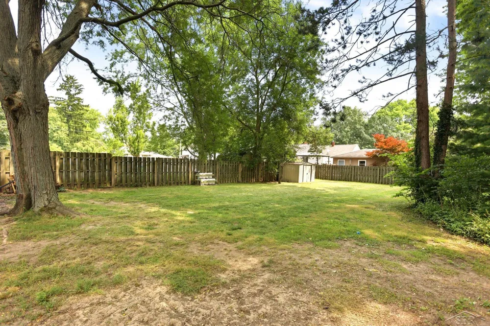4518 Jefferson Avenue Midland City, MI 48640