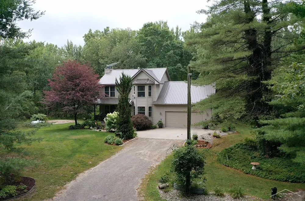 4073 Bernthal Road Standish Township, MI 48658