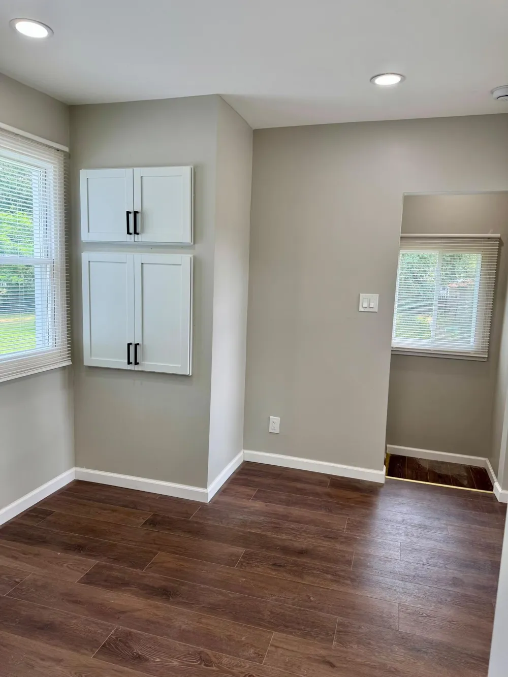 5169 Glenis Street Dearborn Heights City, MI 48125