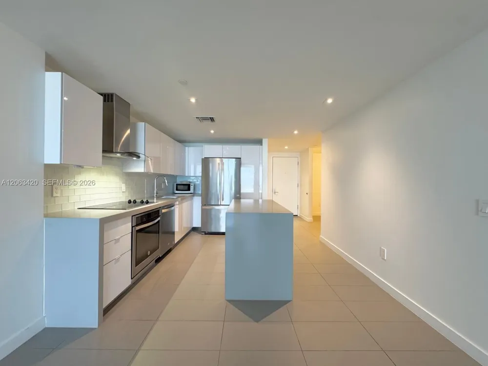 1600 NE 1st Ave #3611 Miami, FL 33132