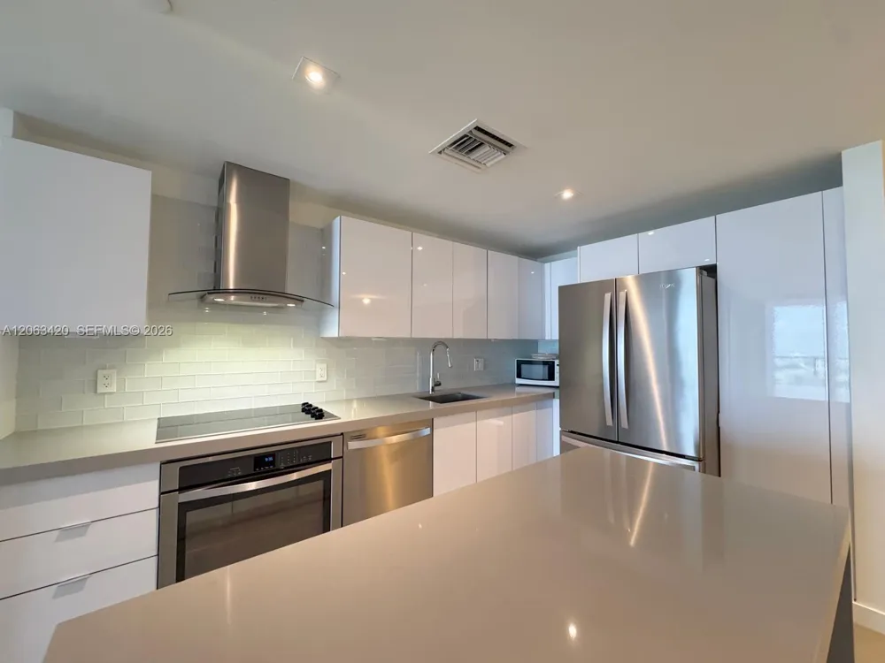 1600 NE 1st Ave #3611 Miami, FL 33132
