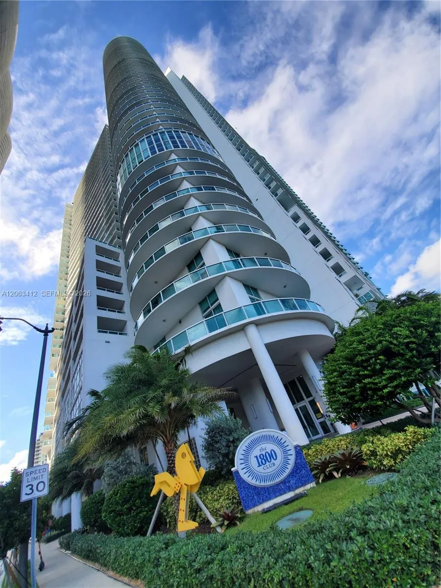 1800 Bayshore Dr #3808 Miami, FL 33132
