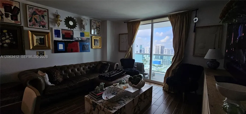 1800 Bayshore Dr #3808 Miami, FL 33132