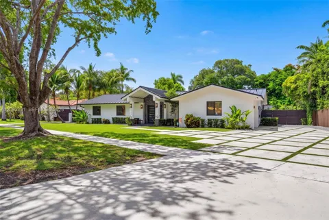 17701 SW 87th Ave