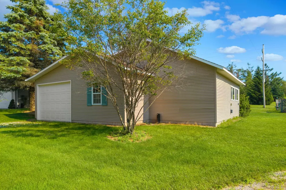 4248 Procunier Road Harrisville Township, MI 48745