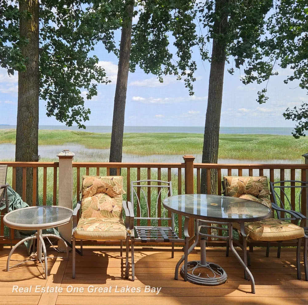 2180 Driftwood Road Standish Township, MI 48658