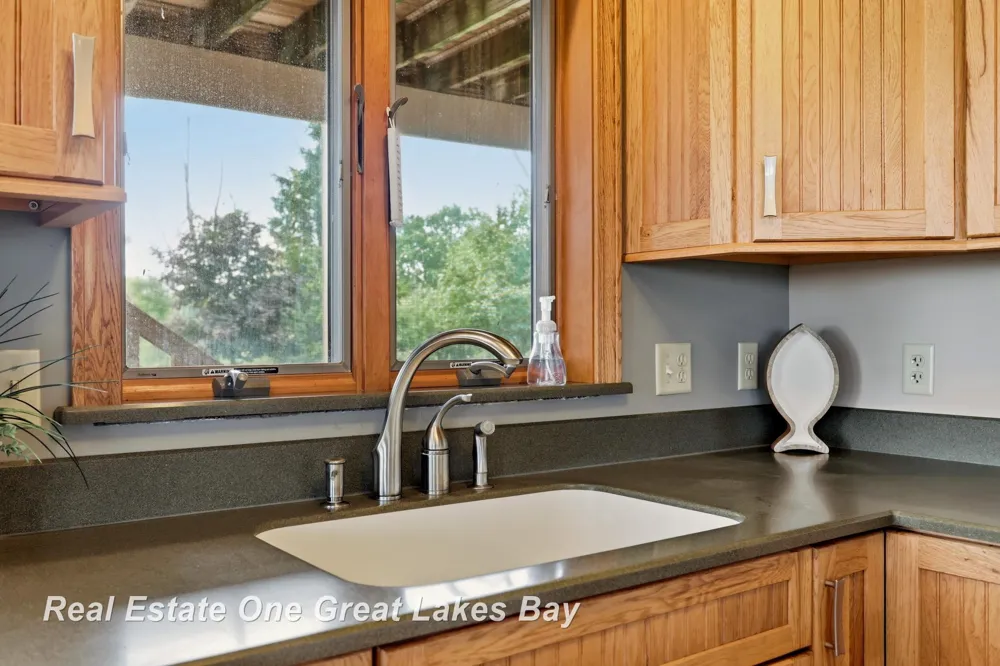 2180 Driftwood Road Standish Township, MI 48658