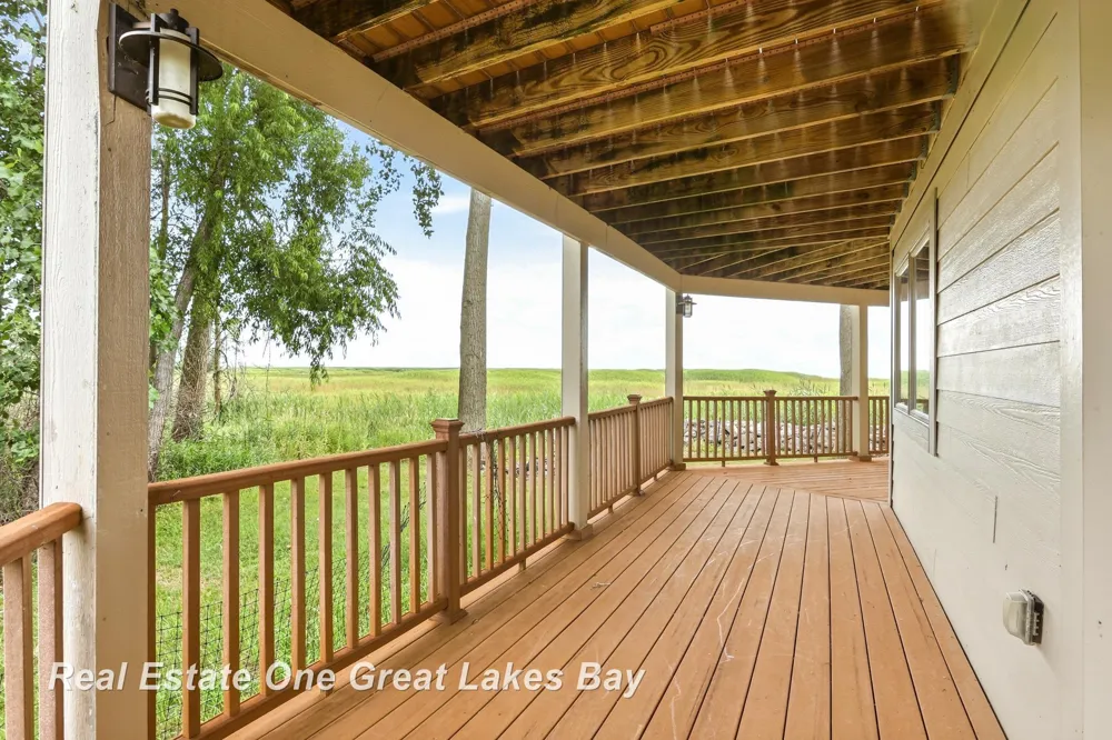 2180 Driftwood Road Standish Township, MI 48658