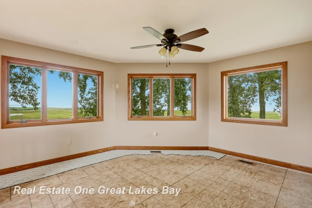 2180 Driftwood Road Standish Township, MI 48658