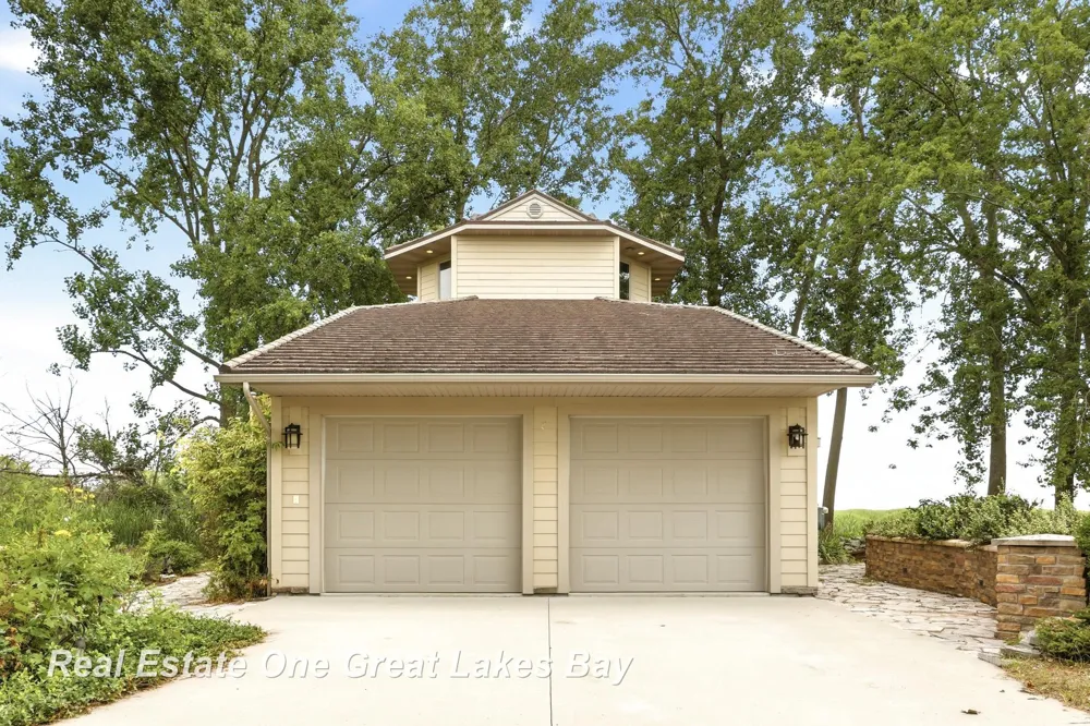 2180 Driftwood Road Standish Township, MI 48658