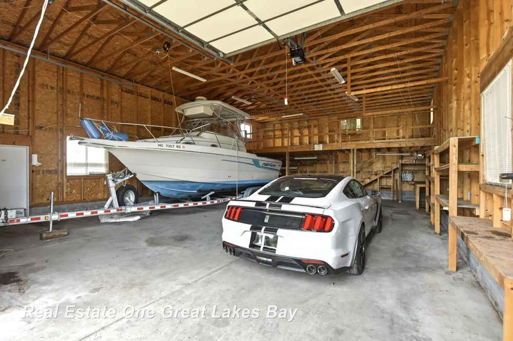2180 Driftwood Road Standish Township, MI 48658