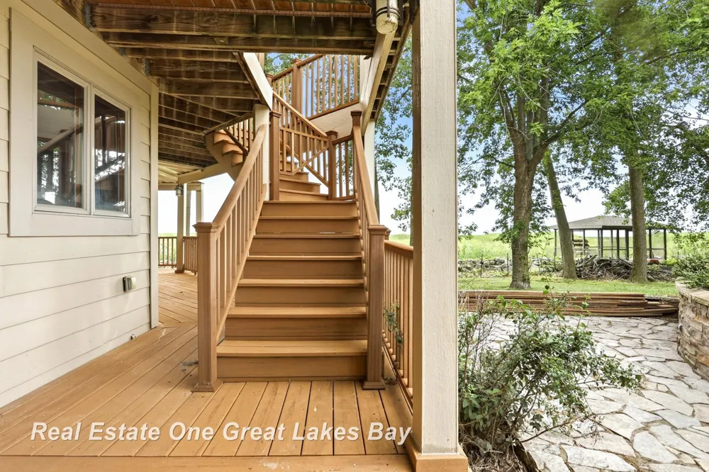 2180 Driftwood Road Standish Township, MI 48658