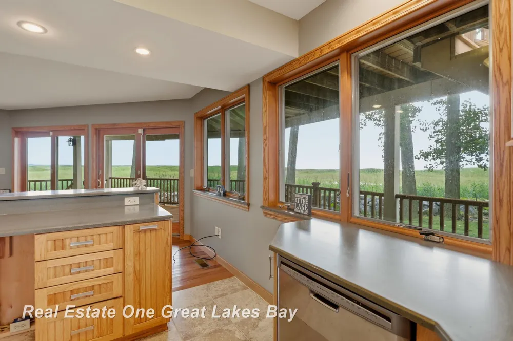 2180 Driftwood Road Standish Township, MI 48658