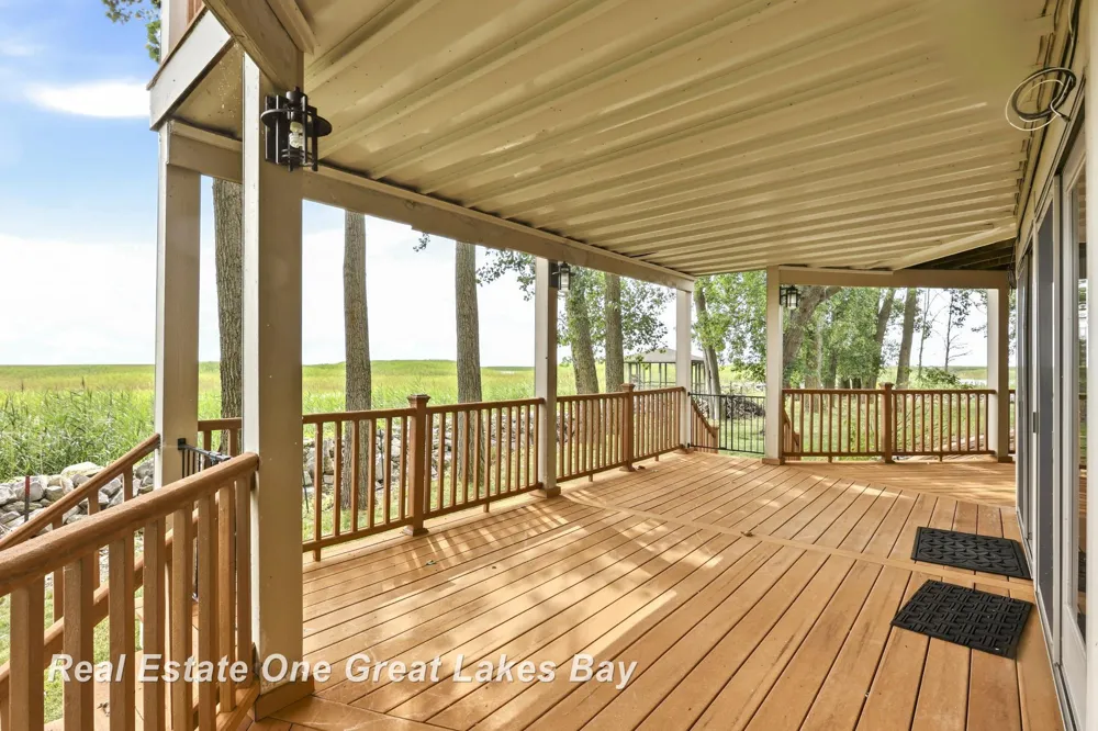 2180 Driftwood Road Standish Township, MI 48658