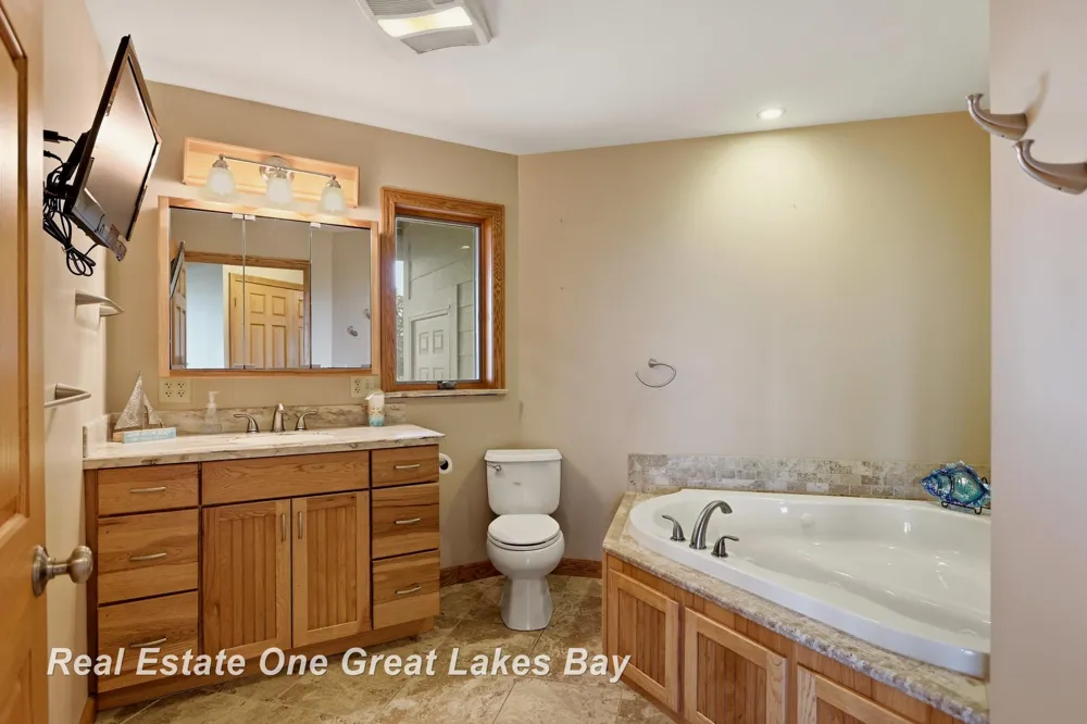 2180 Driftwood Road Standish Township, MI 48658