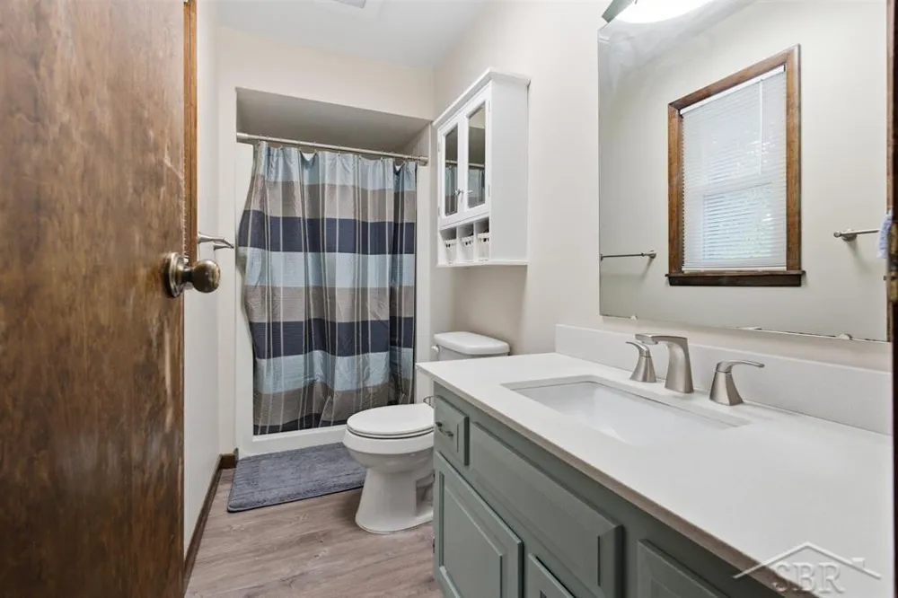 5801 Lamplighter Lane Midland City, MI 48642