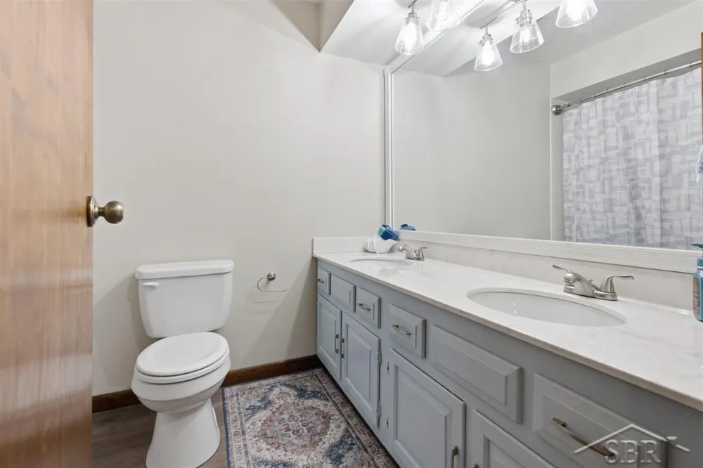 5801 Lamplighter Lane Midland City, MI 48642
