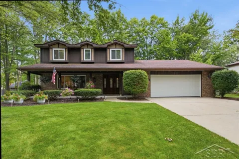5801 Lamplighter Lane