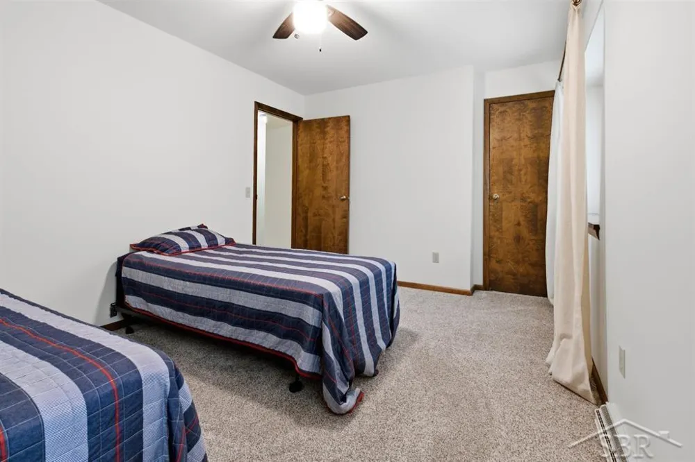 5801 Lamplighter Lane Midland City, MI 48642