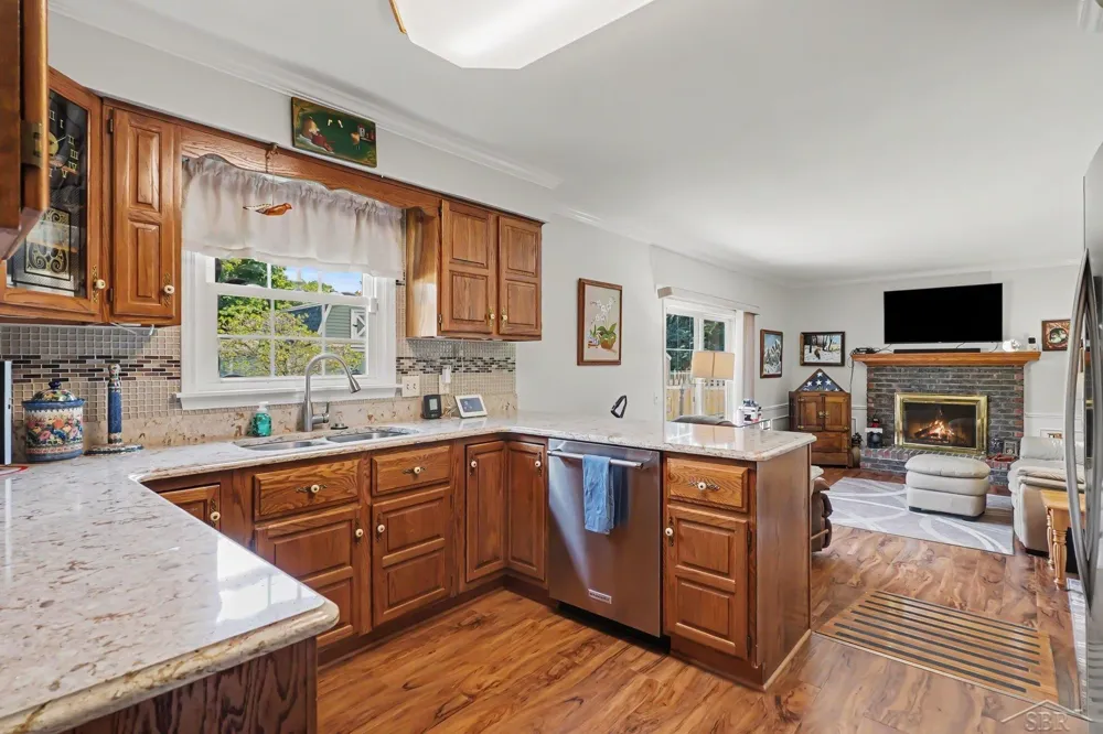 3166 Columbine Drive Saginaw Charter Township, MI 48603