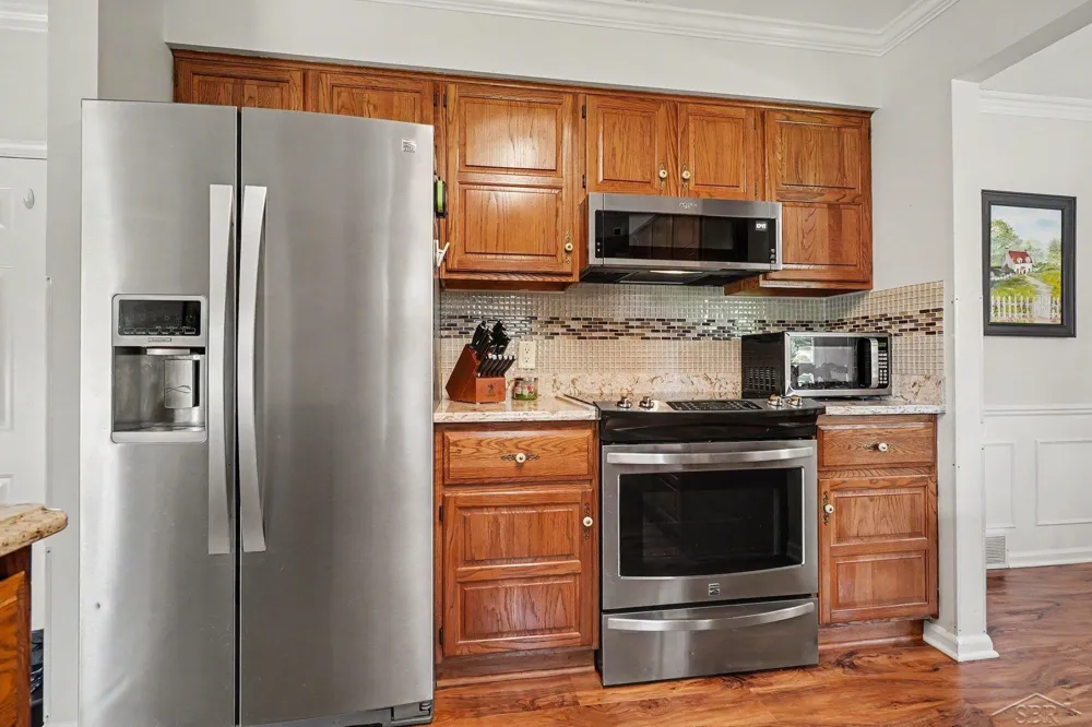 3166 Columbine Drive Saginaw Charter Township, MI 48603