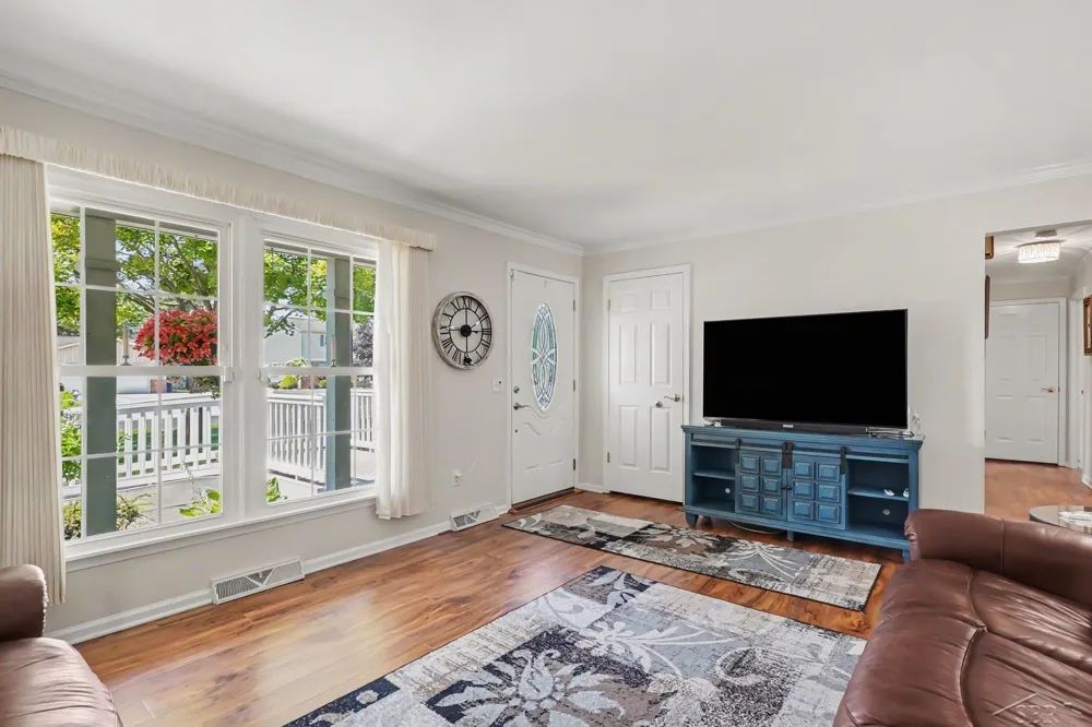 3166 Columbine Drive Saginaw Charter Township, MI 48603