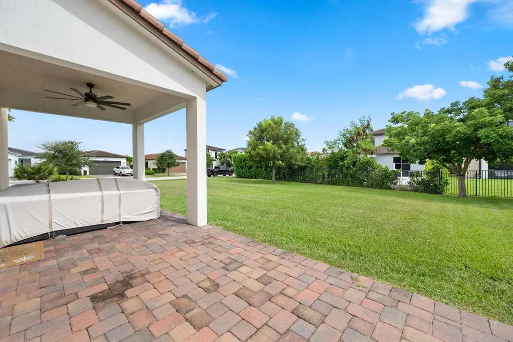 5405 STARFISH ROAD Westlake, FL 33470