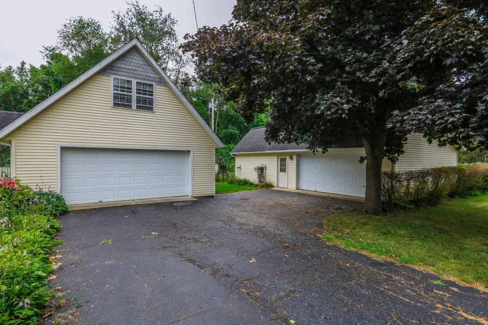 4961 Beechwood Drive Hope Township, MI 49046