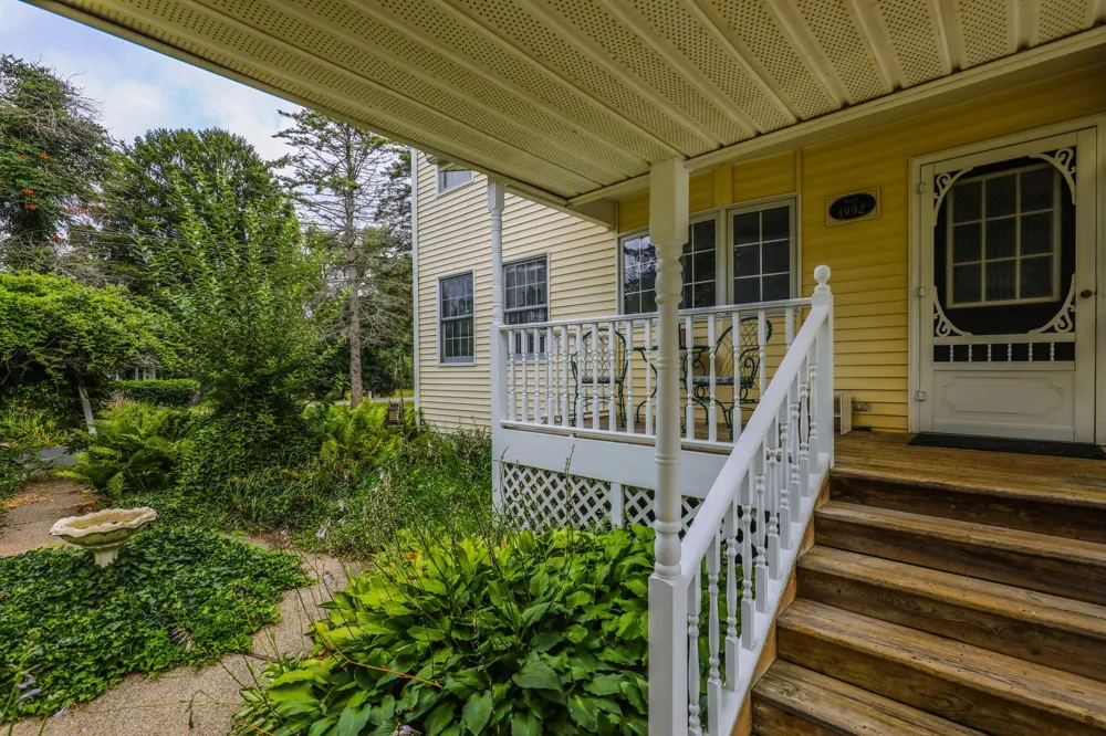 4961 Beechwood Drive Hope Township, MI 49046