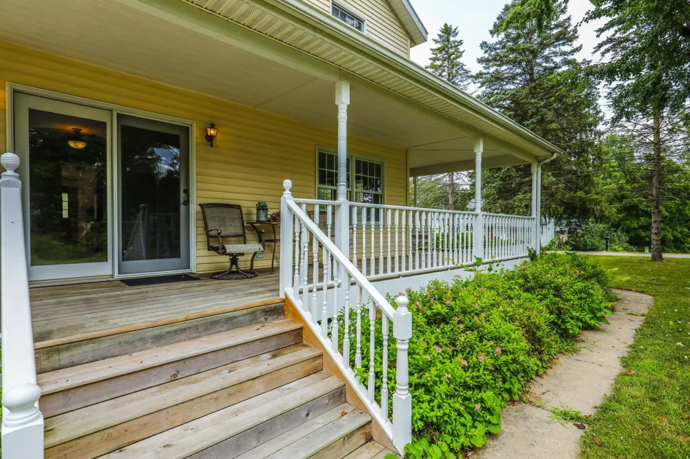 4961 Beechwood Drive Hope Township, MI 49046