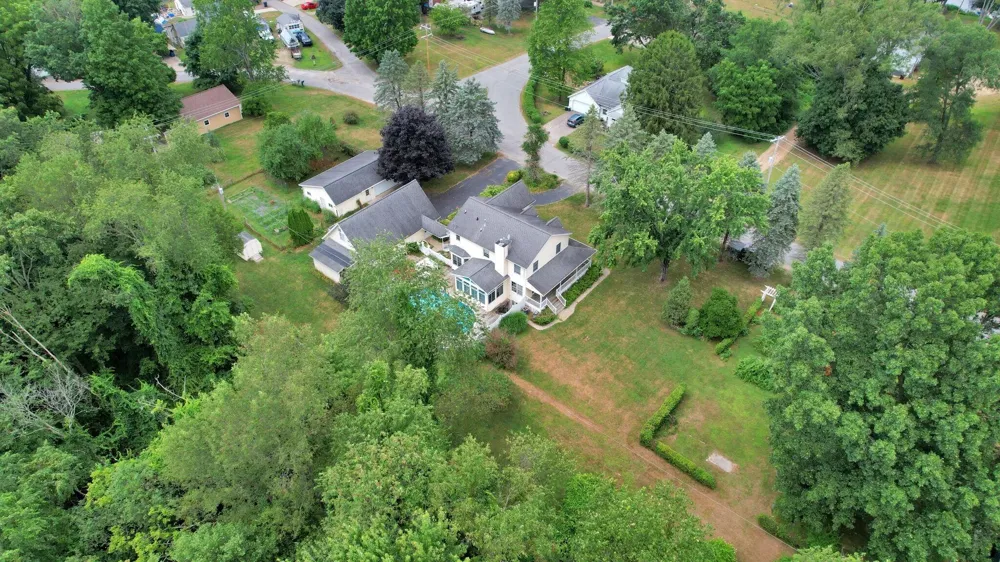 4961 Beechwood Drive Hope Township, MI 49046