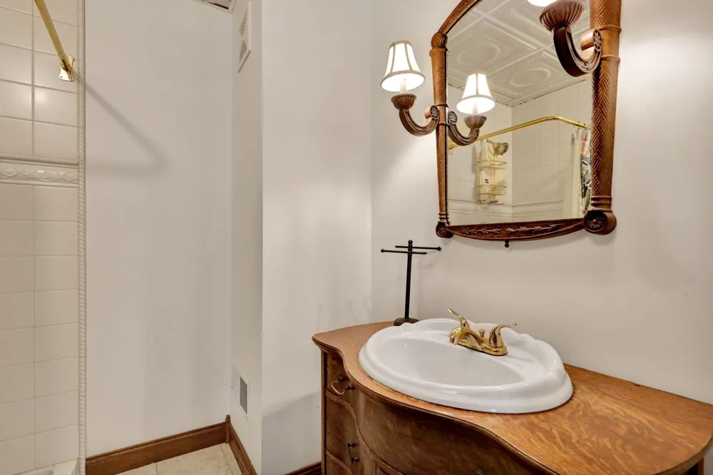 4961 Beechwood Drive Hope Township, MI 49046