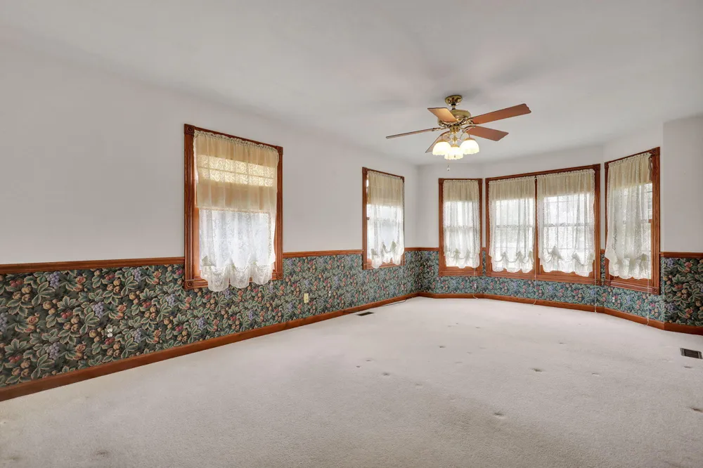 4961 Beechwood Drive Hope Township, MI 49046