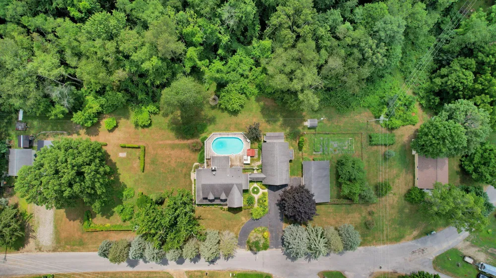 4961 Beechwood Drive Hope Township, MI 49046