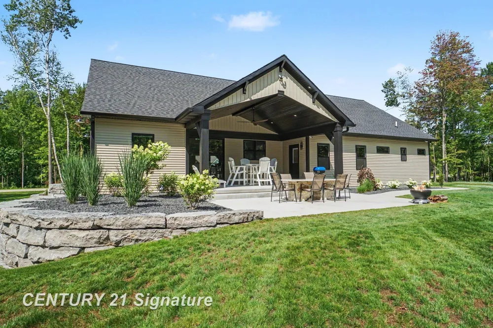 3568 E Douglas Drive Larkin Charter Township, MI 48642