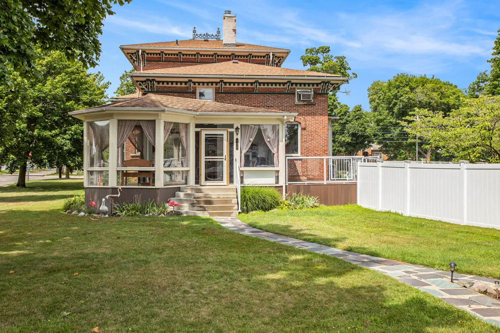213 W Chicago Street Coldwater City, MI 49036
