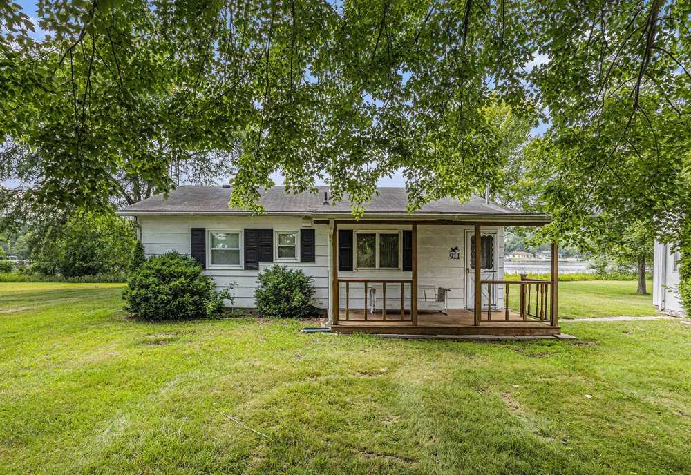 911 Dragon Shores Drive Kinderhook Township, MI 49036