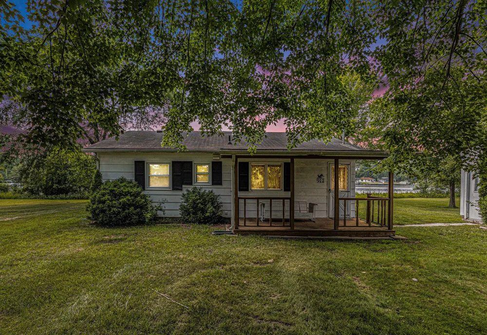 911 Dragon Shores Drive Kinderhook Township, MI 49036