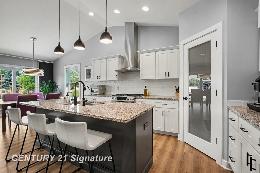 3863 E Letts Road Larkin Charter Township, MI 48642