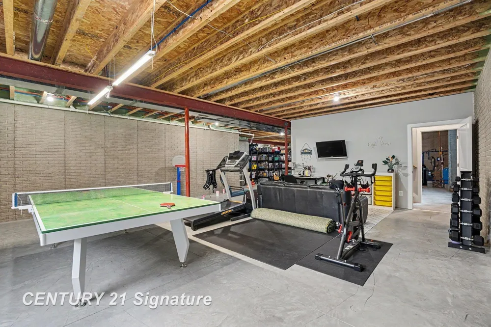 3863 E Letts Road Larkin Charter Township, MI 48642