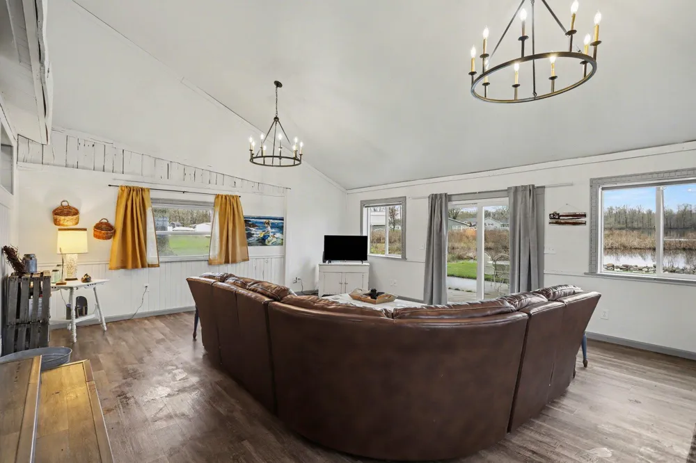 416 W Russell Drive Ovid Township, MI 49036