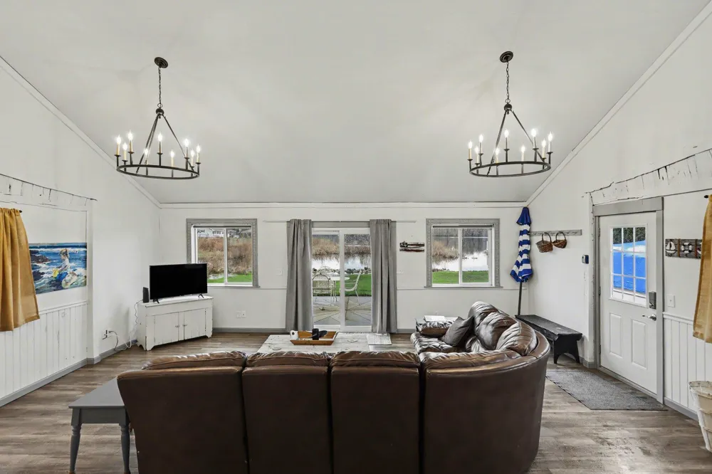416 W Russell Drive Ovid Township, MI 49036