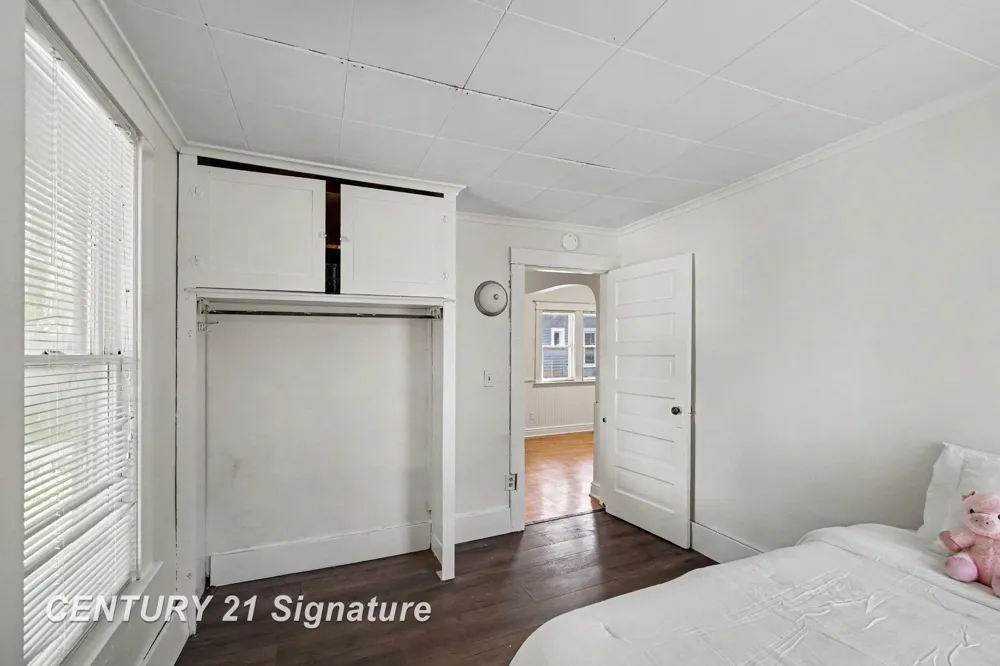 2414 Benjamin Street Saginaw City, MI 48602