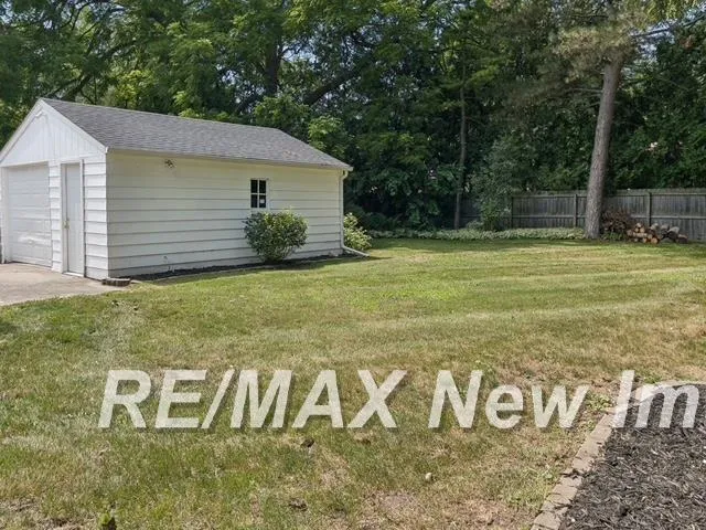 911 Thurman Street Saginaw City, MI 48602